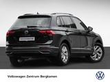 Volkswagen Tiguan 2.0 LIFE 4X4 ACC LM18 EKLAPPE NAVI SITZHZ - VW Tiguan Gebrauchtwagen in Hamm
