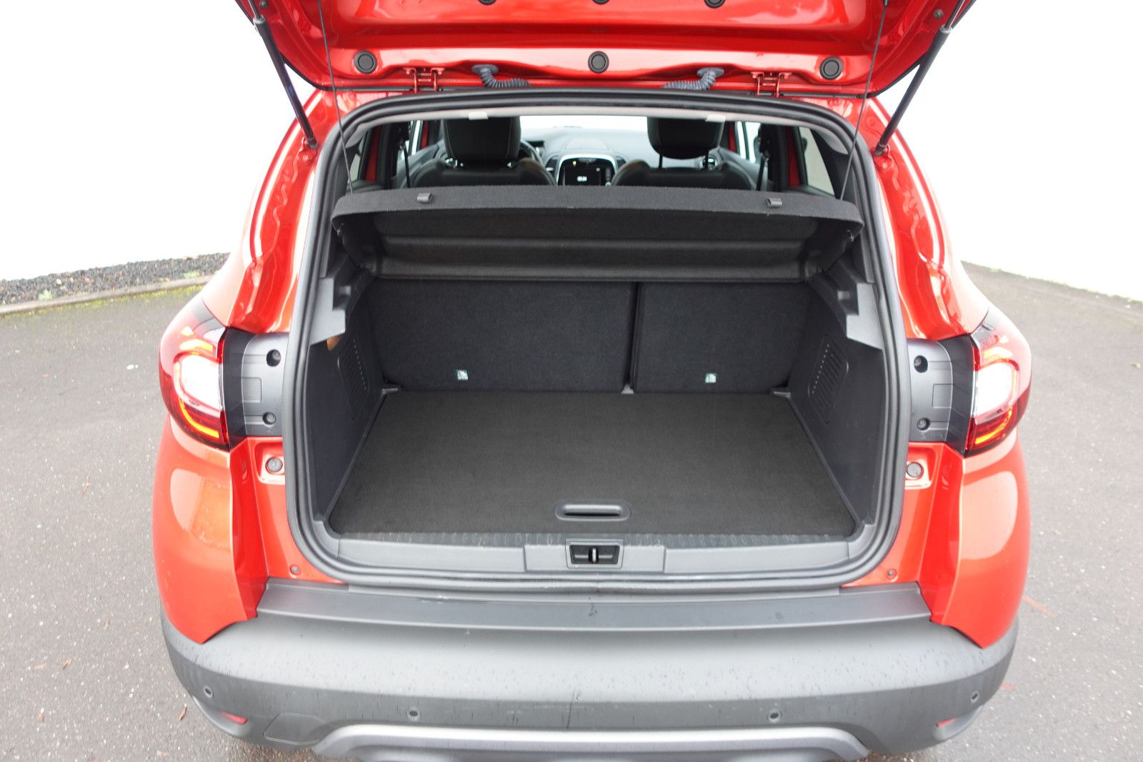 Fahrzeugabbildung Renault Captur BOSE Edition 1.3TCe,Navi,Sitzhzg,AHK,LED