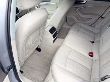 Audi A6 - 11