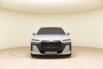 BMW 740 - 5