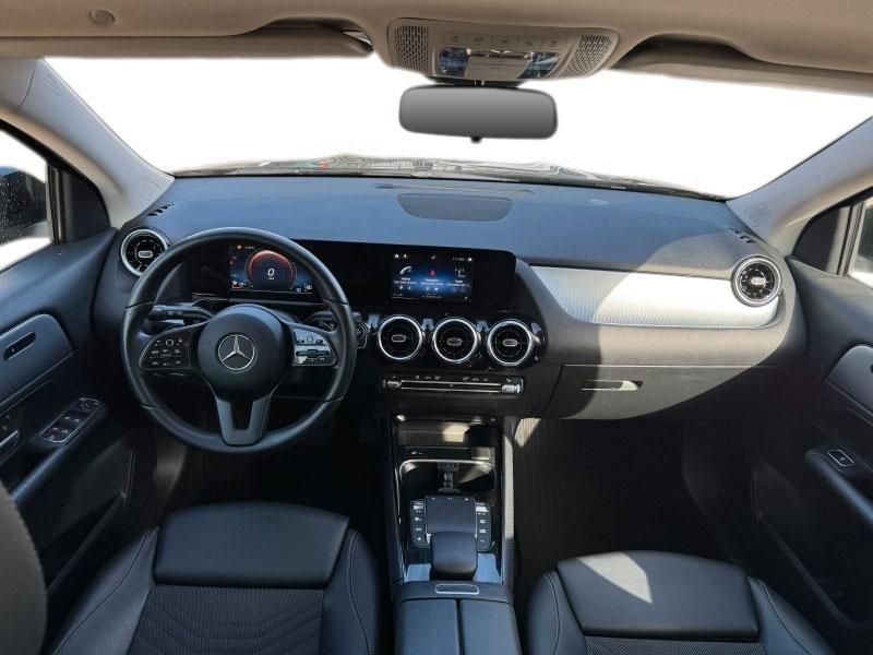 Mercedes-Benz GLA, миниатюра 6