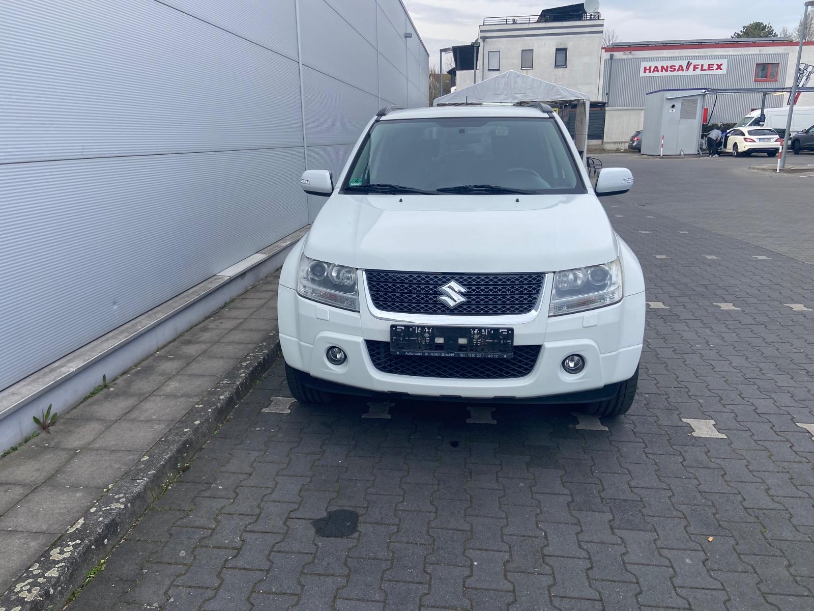 Suzuki Grand Vitara 2.4 Comfort Automatik