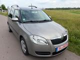 Skoda Roomster Style*KLIMA*KAMERA*TÜV*1.HAND* - Skoda Roomster in Halle