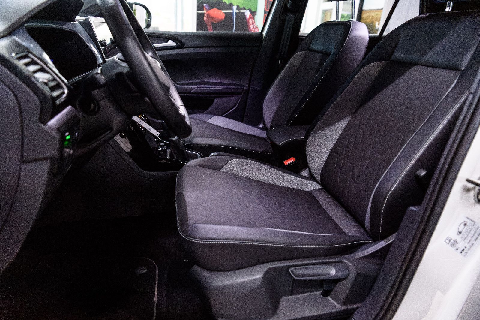 Fahrzeugabbildung Volkswagen T-Cross Goal 1.0 TSI DSG LED+AHK+NAVI+SHZ+ACC