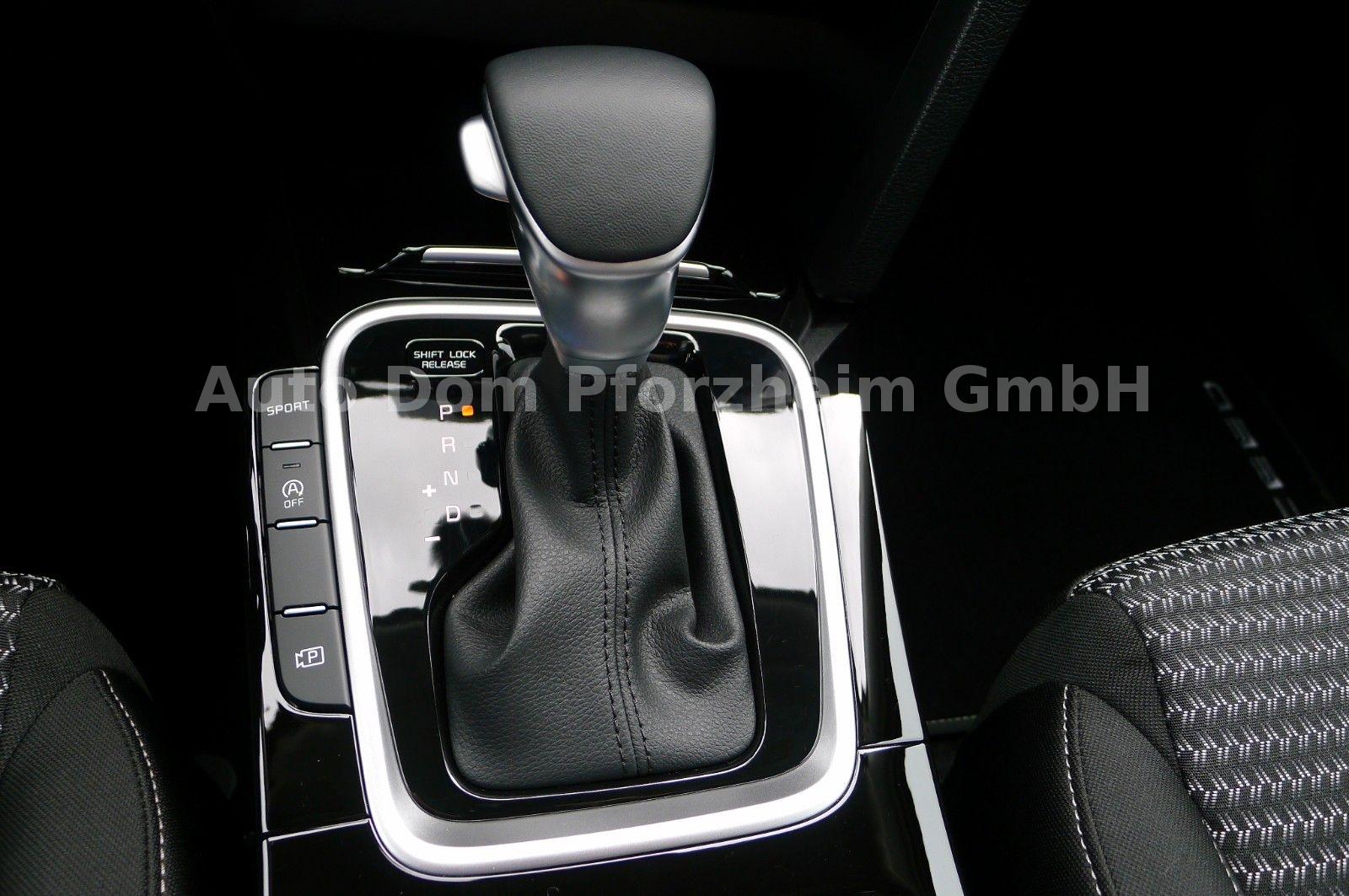 Kia Ceed SW 1.5T DCT Vision / Komfort+
