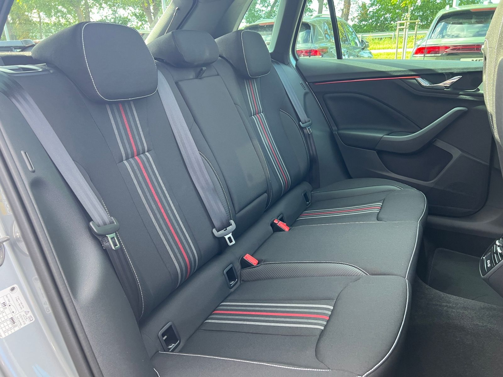 Fahrzeugabbildung SKODA Kamiq Monte Carlo 1.5 TSI DSG *AHK vorb., Matrix