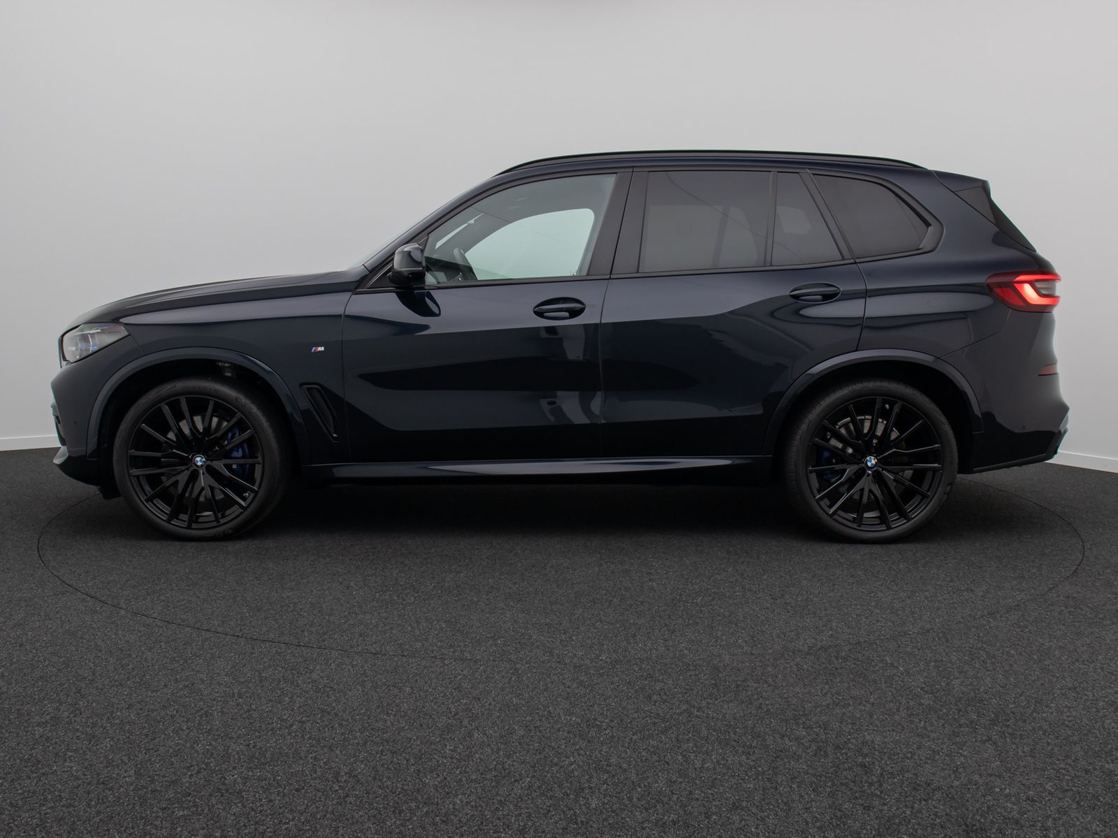 Fahrzeugabbildung BMW X5 xD40d M Sport 360° Laser Panorama H/K ACC 22"