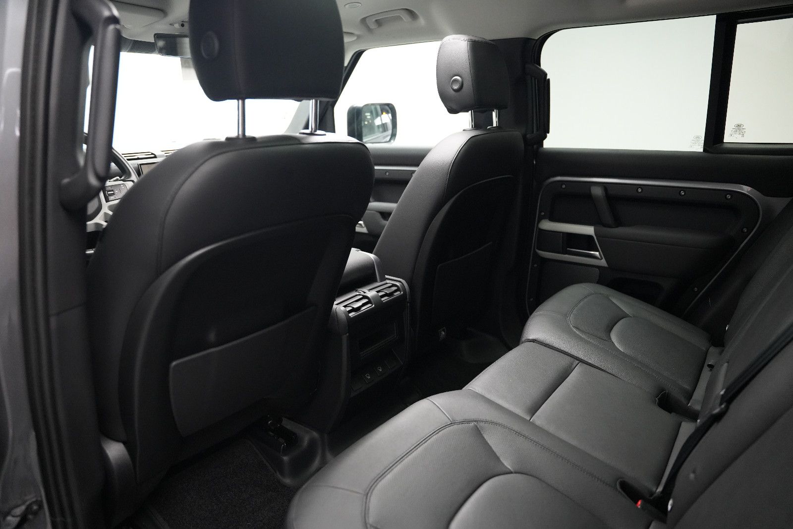 Fahrzeugabbildung Land Rover Defender 110 SE*Panorama*Meridian*360°KAM*Memory