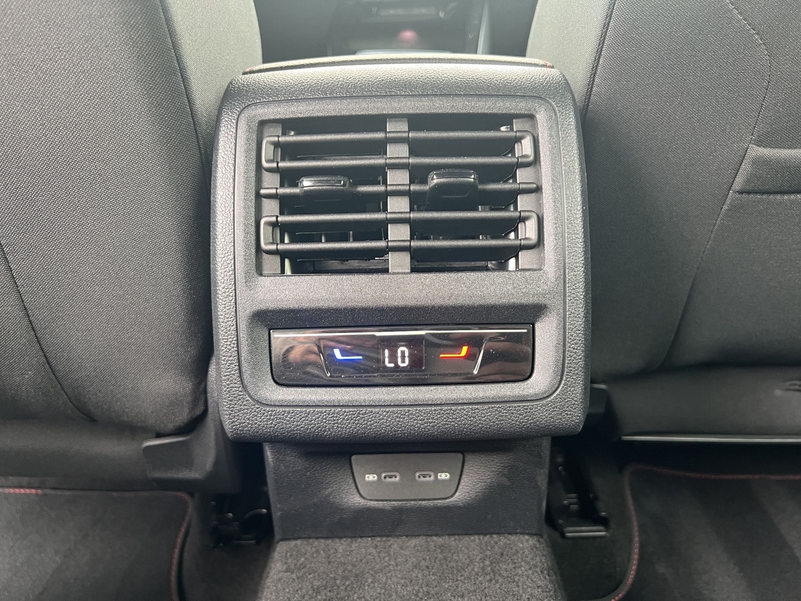 Golf VIII GTI 2.0 TSI DSG Navi*ACC*Black Style
