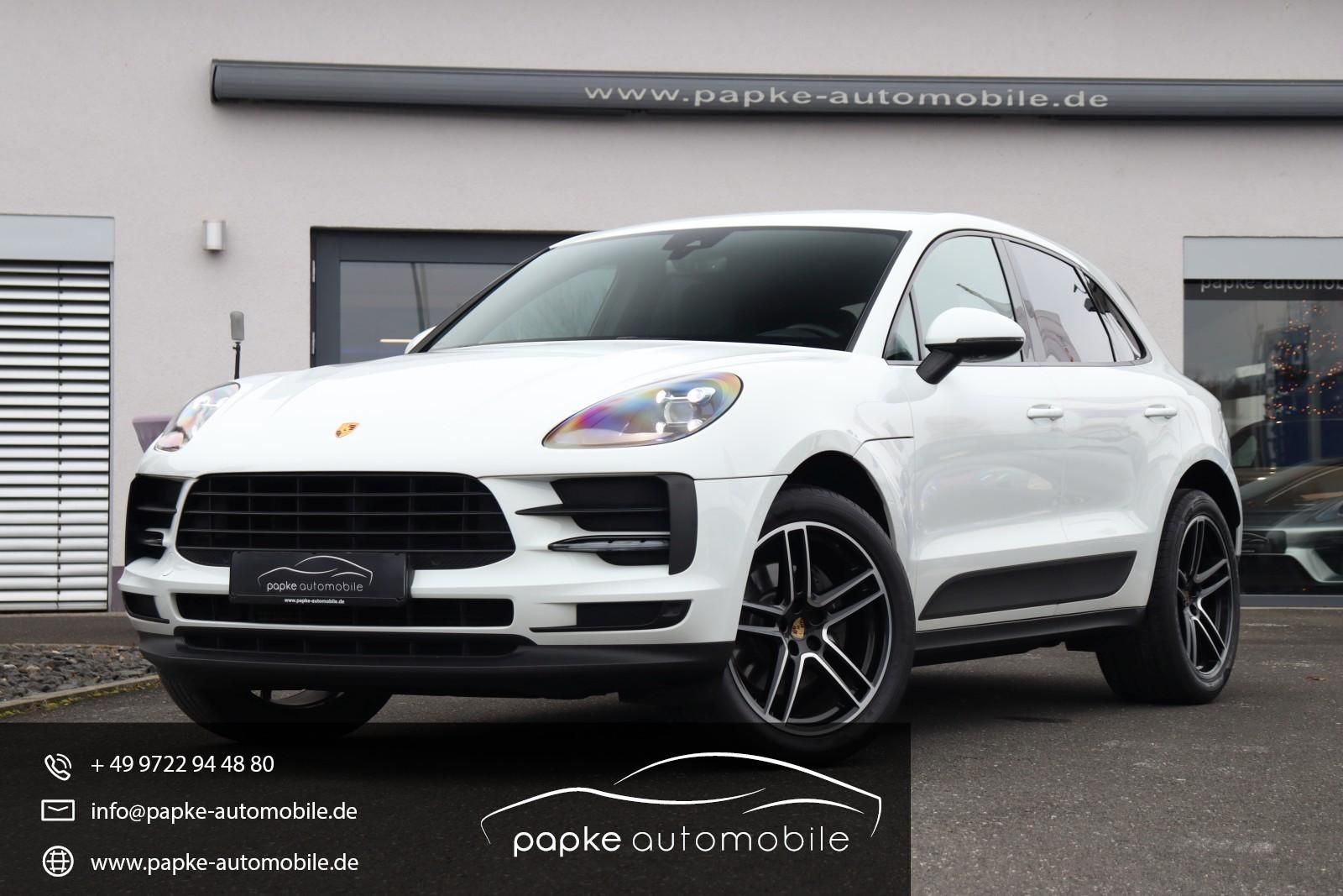 PORSCHE Macan