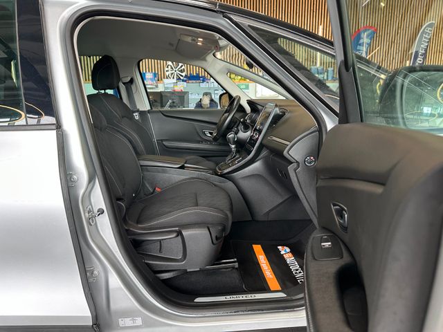 Renault Scenic IV *LED*TEMPO*NAVI*SitzHZ*AHK*