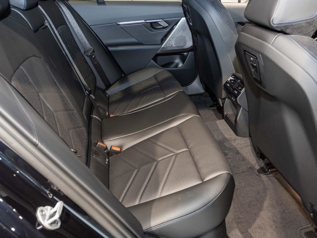 BMW 520 - Bild 15