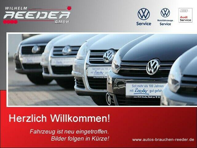 Volkswagen Touran 15 TSI DSG Highline LEDNaviAHKNavi 2022