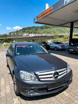 Mercedes-Benz C-Klasse Lim. 220 CDI Avantgarde BlueEfficiency - Mercedes-Benz C 220: Blueefficiency Cdi