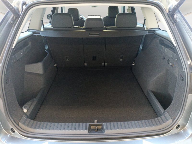 Fahrzeugabbildung SKODA Kodiaq 2.0 TDI Selection DSG AHK+NAVI+KAMERA+LED