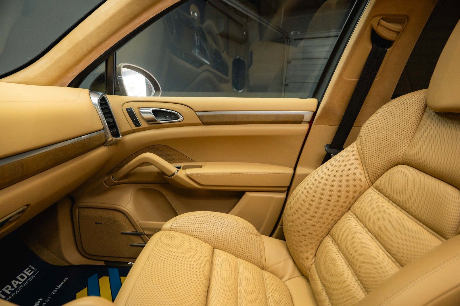 Fahrzeugabbildung Porsche Cayenne Turbo Black Design *Pano*ACC*21 Zoll*