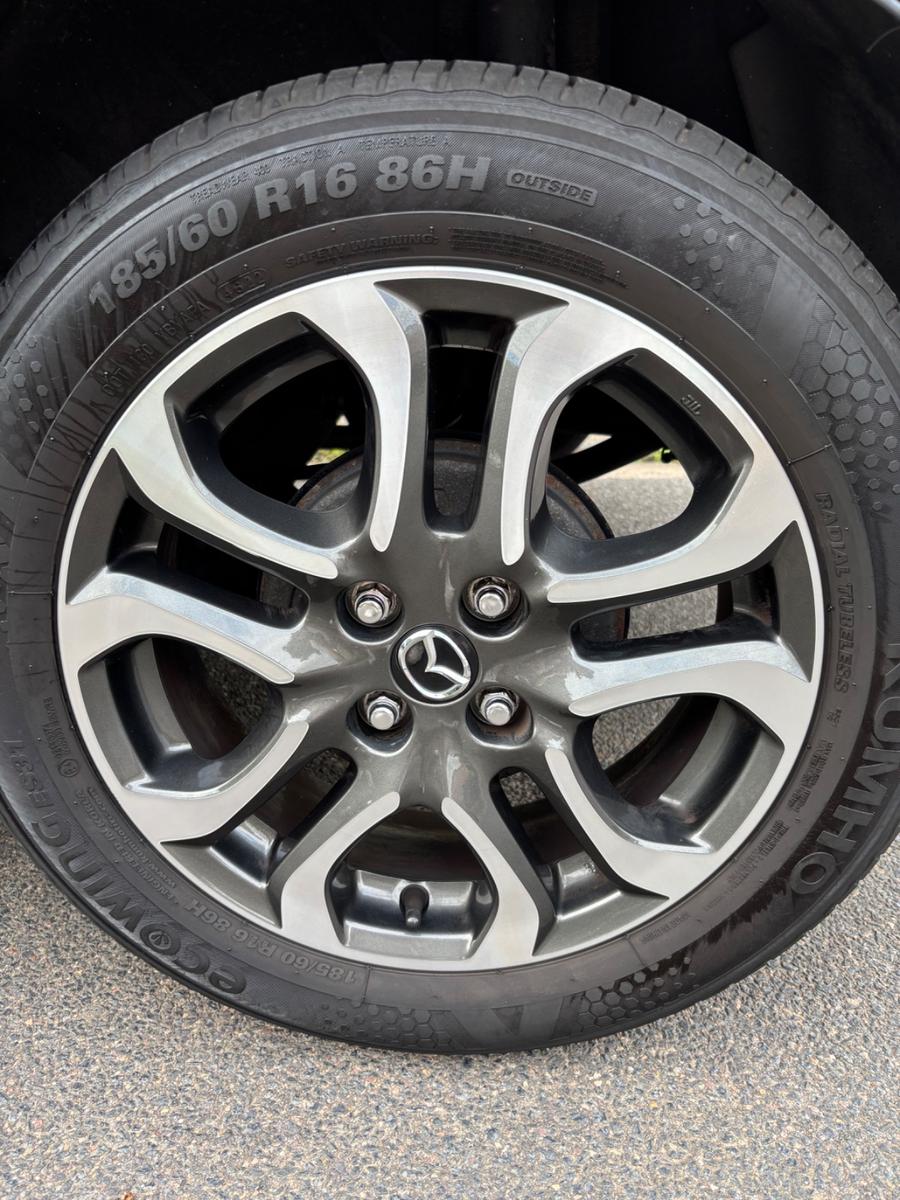Mazda 2 SKYACTIV-G 90 NAKAMA, Top gepflegt