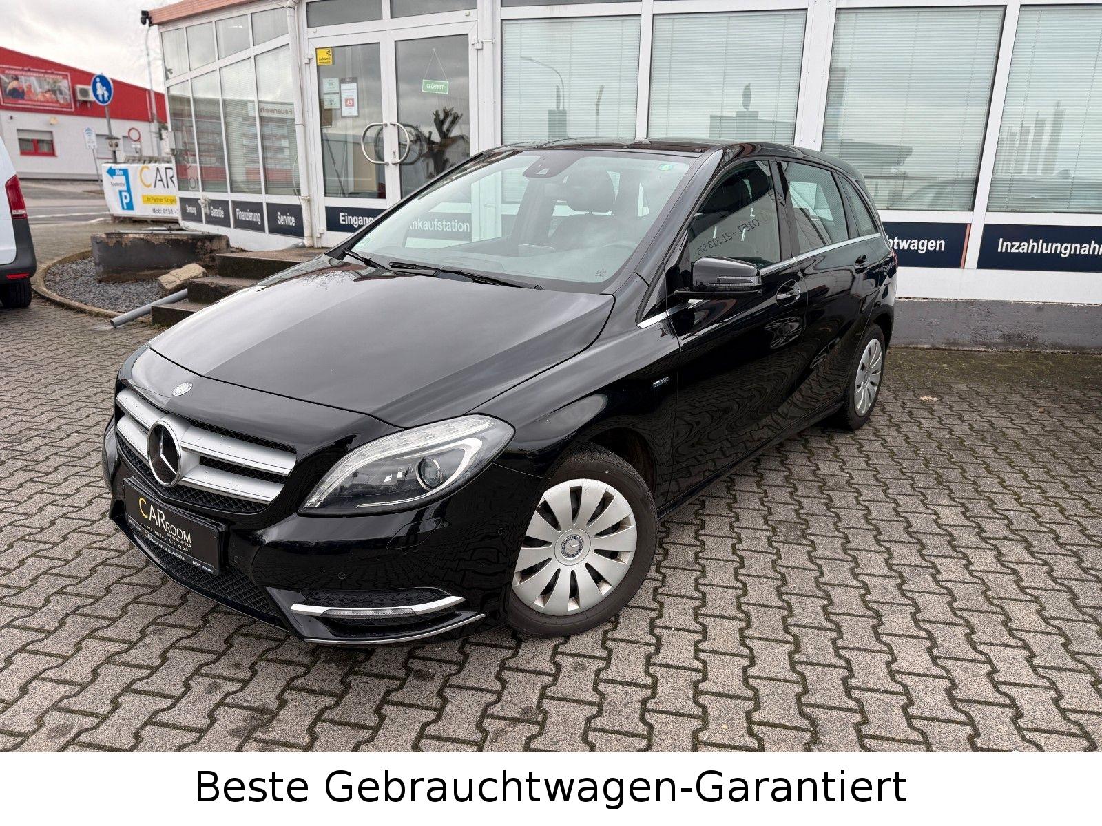 Mercedes-Benz B 180 CDI**Teilleder*Ahk.*Xenon*PDC*Navi*