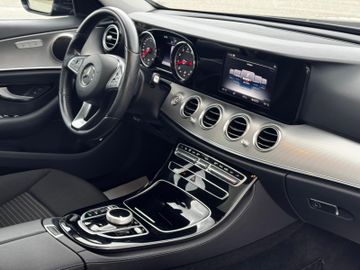 Mercedes E 200 - 10