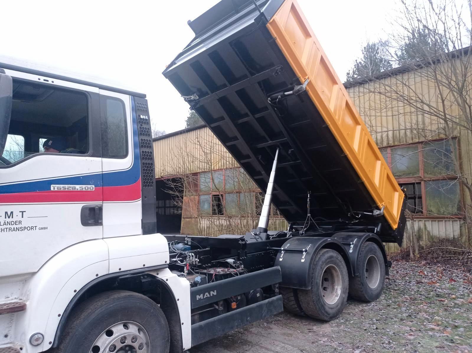 MAN TGS 26.500 6x4 // 2018r // 3 side kipper