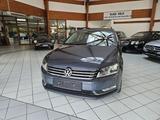 Volkswagen Passat 1.4 TSI Trendline Navi Pano Klima PDC AHK - Volkswagen Passat aus 2012: Kombi