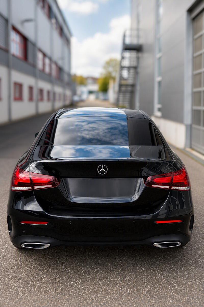 Mercedes-Benz A-Class AMG Line, миниатюра 4