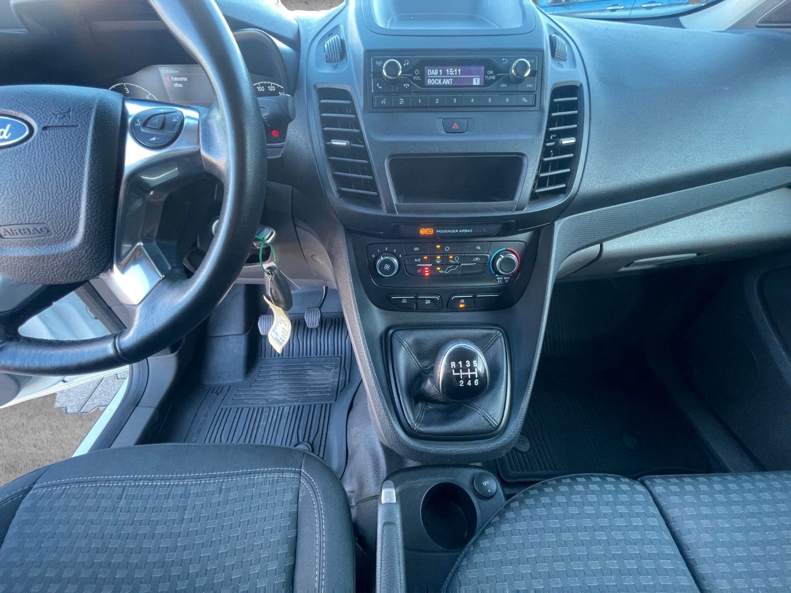 Fahrzeugabbildung Ford Transit Connect Kasten Trend