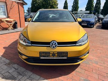 Volkswagen Golf - 10