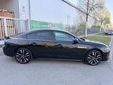 Peugeot 508 Hybrid 225 GT*SHZ*LED*Klima*TUVNEU* - Peugeot 508 mit Hybrid-Antrieb