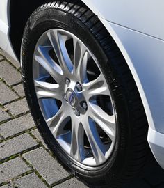 Volvo V70 T5 Summum *RHD* – Bild 8