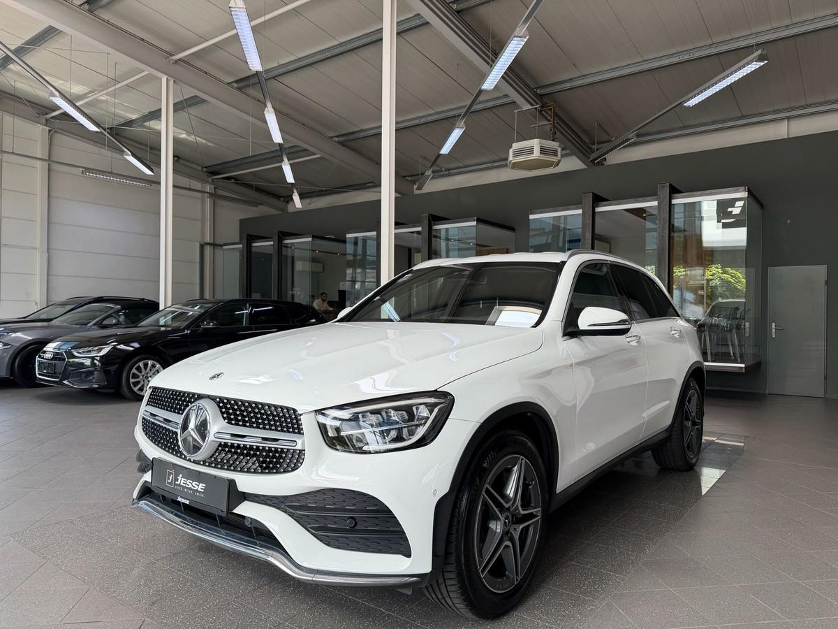 Mercedes-Benz GLC 200 AMG Line 4Matic LED MBUX R.Cam 