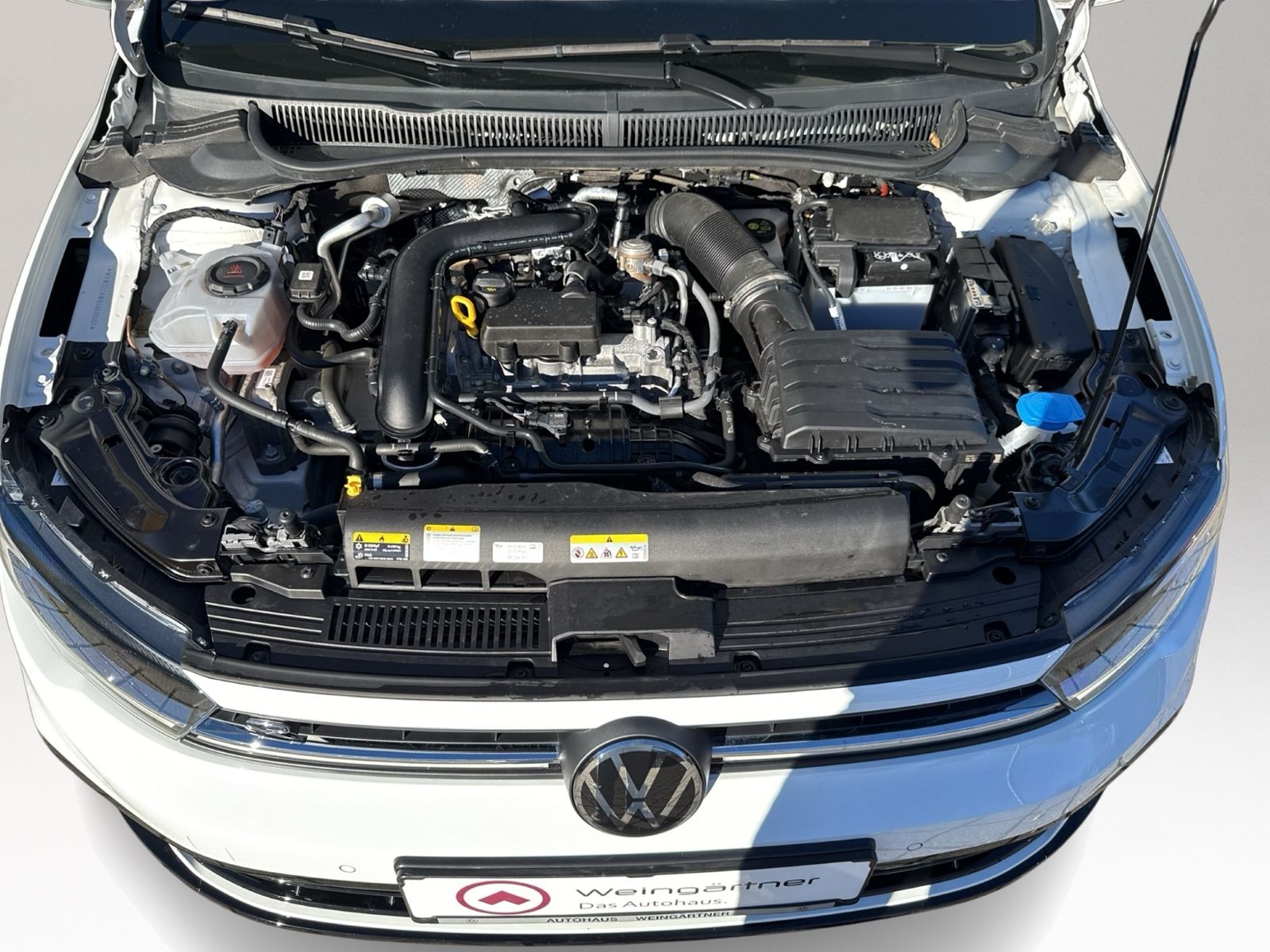 Polo R-Line 1.0 TSI, IQ Drive, Rear view, keyles