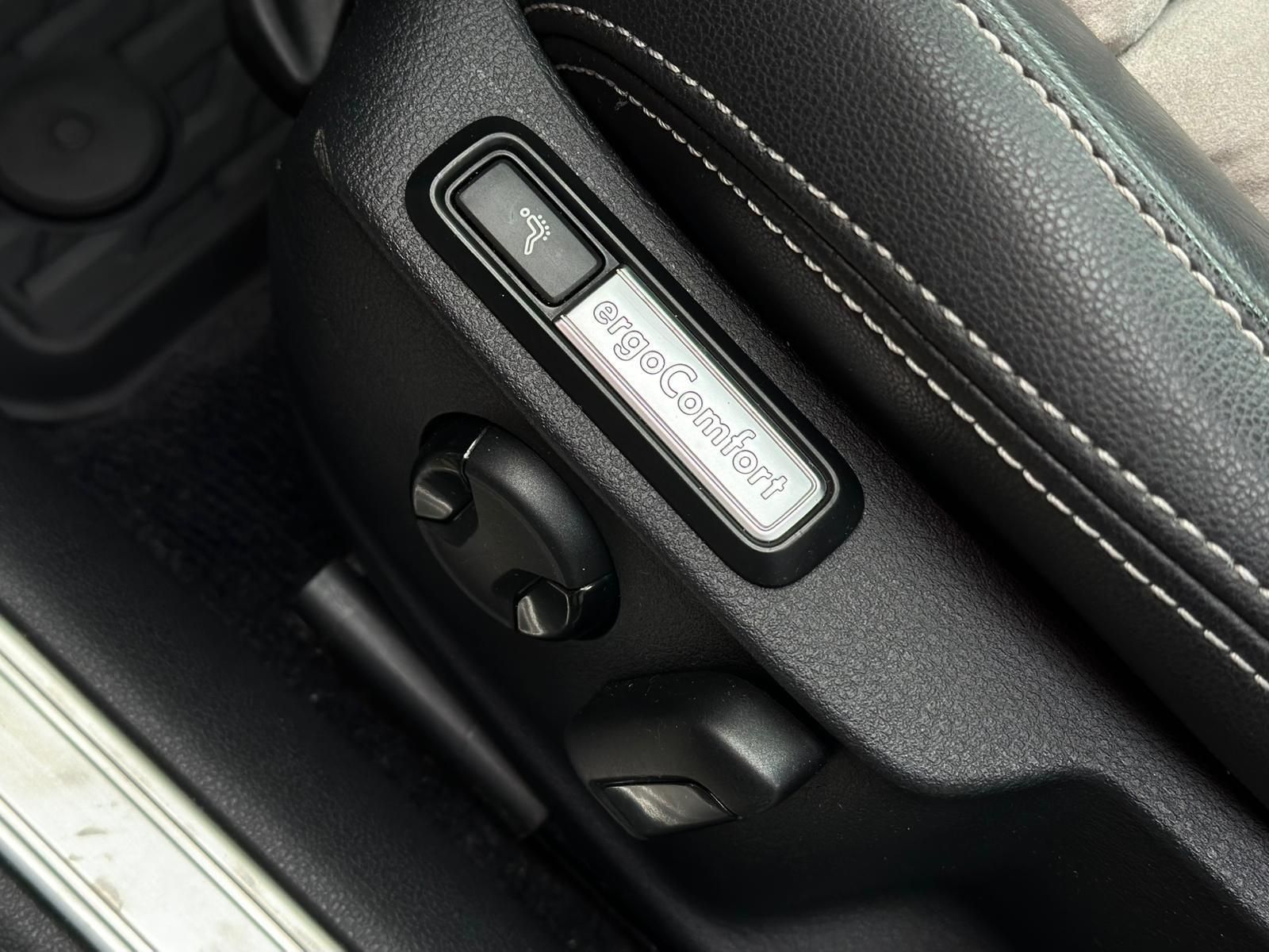 VW Passat Variant 1.4TSI BMT HIGHLINE* LED#SHZ#FH - Image 21