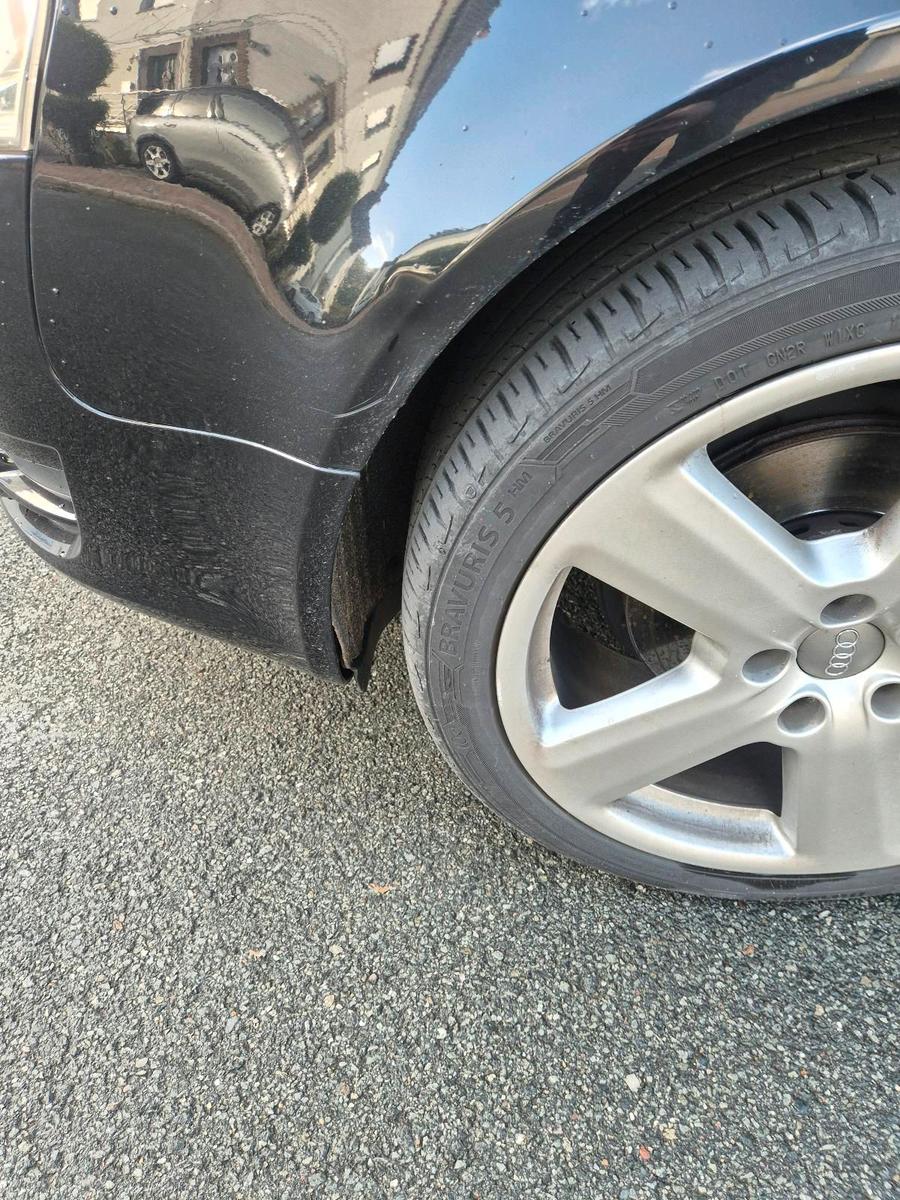 Audi A4 2005 — photo 14