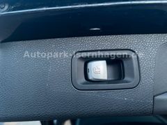 MERCEDES-BENZ E 220 d T Autom.WIDESCREEN*ILS*AHK*Teilleder*BUR