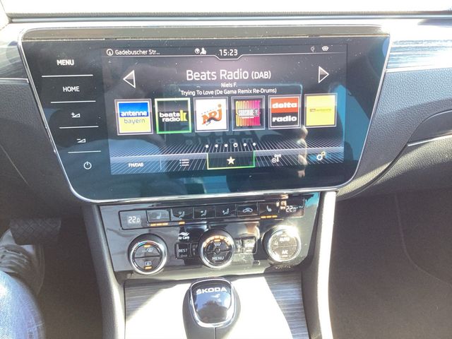 Superb Combi 2.0TDI DSG Style