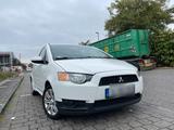 Mitsubishi Colt mit neuem Tüv - Mitsubishi Colt in Köln