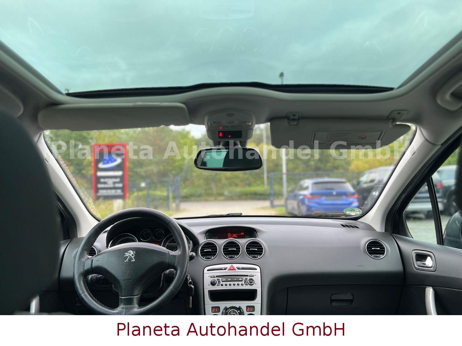 Peugeot 308 2011 — photo 15