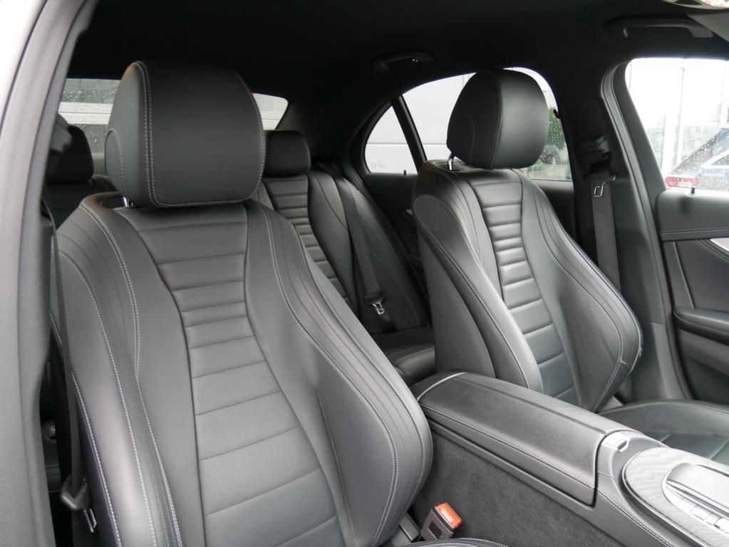 Mercedes-Benz E 300 de 4MATIC Limousine |AMG|DISTR|KEYL|NAVI