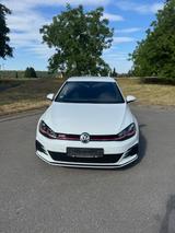 Volkswagen Golf 2.0 TSI DSG GTI Performance - Gebrauchtwagen in Sindelfingen