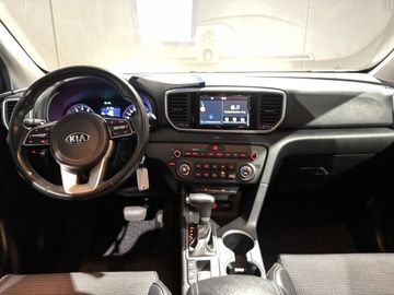 Fotografie des Kia Sportage 1.6 T-GDI 2WD DCT VISION