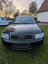Audi A4 8E  S-Line 2.4l V6 - Audi A4 aus 2003: Line