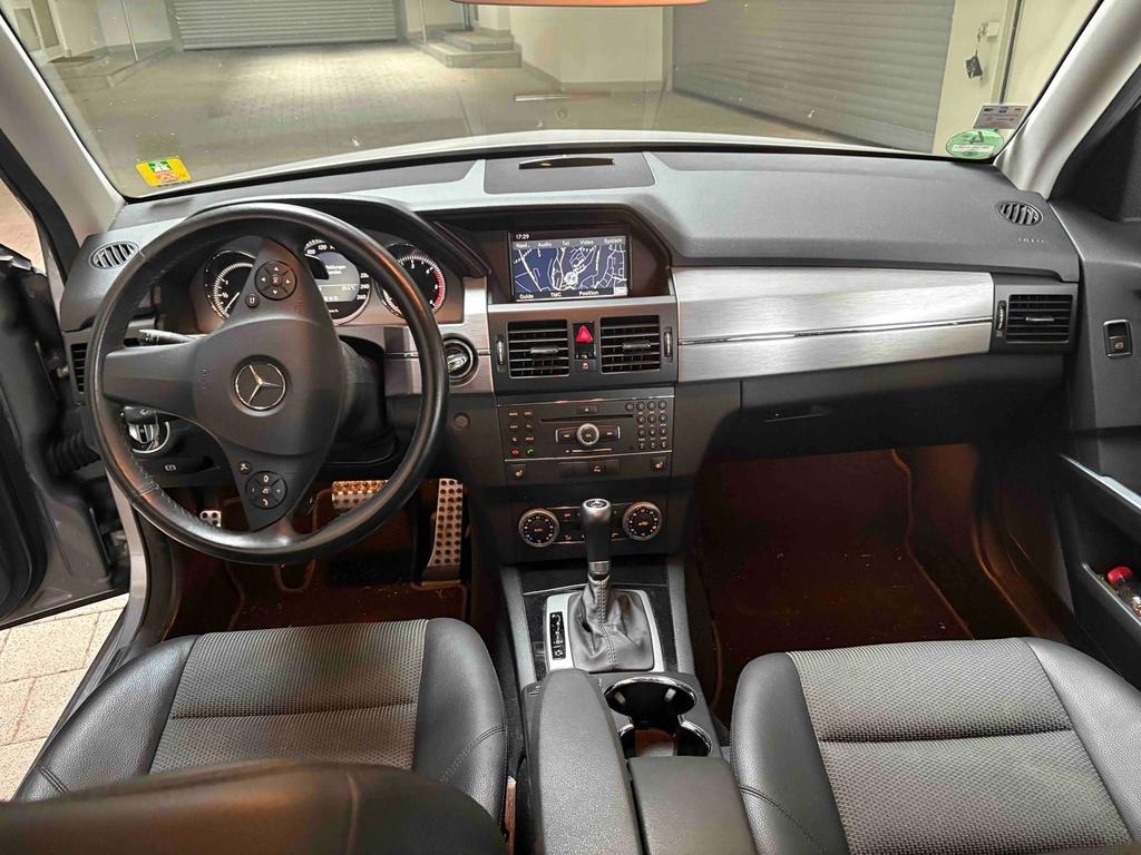 Mercedes-Benz GLK 220