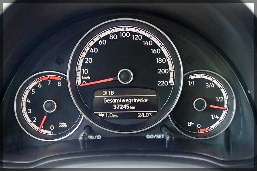 Volkswagen up! Active SITZHZG / CAM / PDC