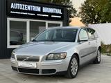 Volvo V50 Kombi 2.0 D Kinetic Alu/Klima - gebrauchte Volvo V50 aus dem Jahr 2004
