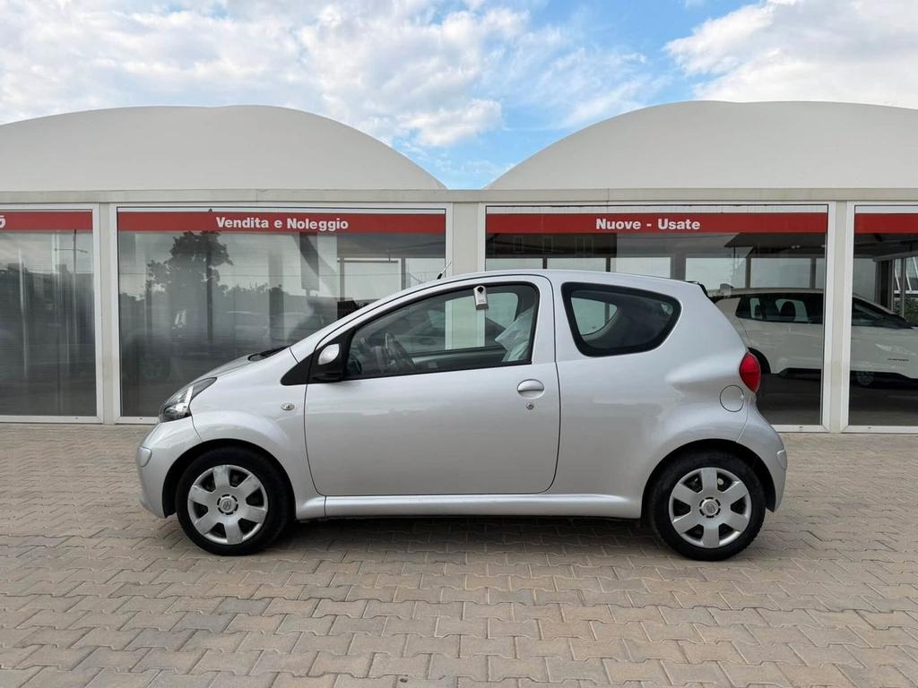 Toyota Aygo 1.0 12V VVT-i 3 porte Sol