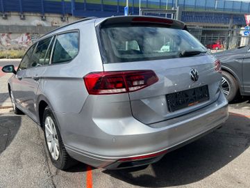 Volkswagen Passat Variant - 4