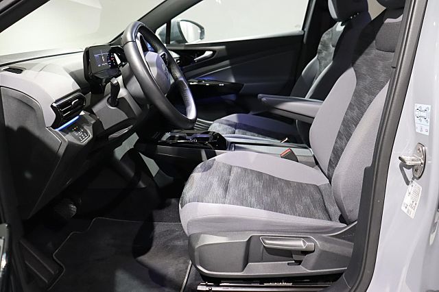ID.4 Pure 125kW Wärmep.IQ.LIGHT KAMERA Winterr.