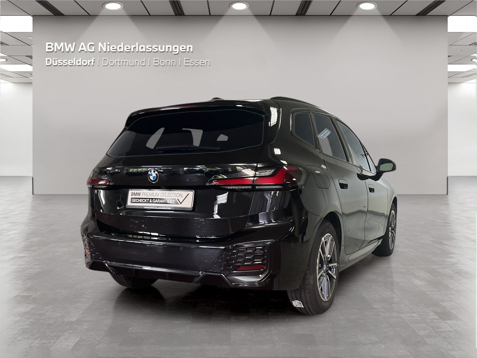 BMW 223 Active Tourer - Bild 4