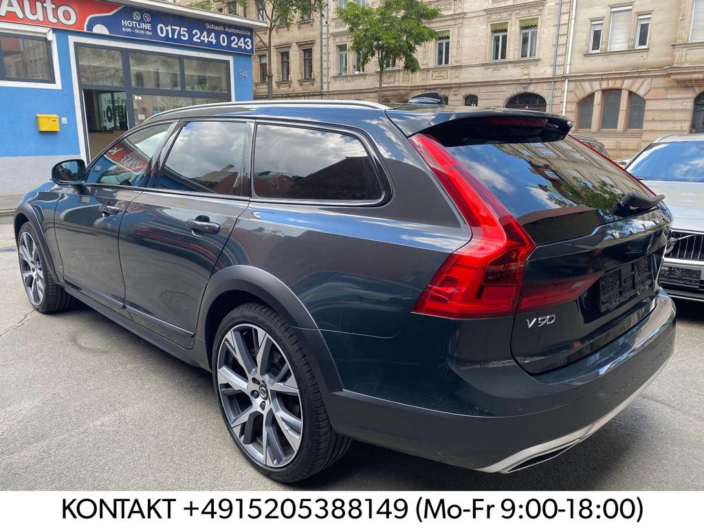 Volvo V90 Cross Country